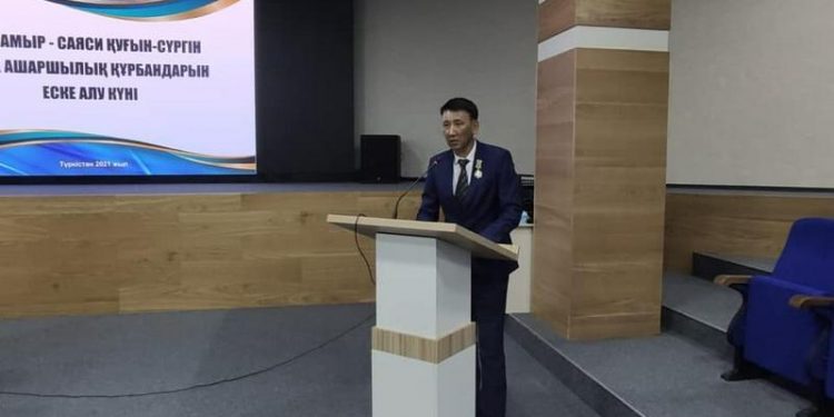 Нұрсұлтан Назарбаев, Бауыржан Исаев, Сұлтанбек Қожанов: Түркістанда ерекше есімді адамдар тұрады