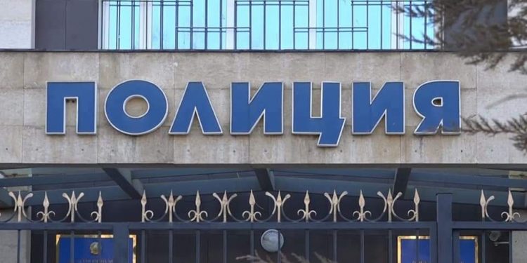 «Үйдің кезегін  жылжытып беремін»: Кентауда тұрғыннан ақша алған күдікті әйел ұсталды