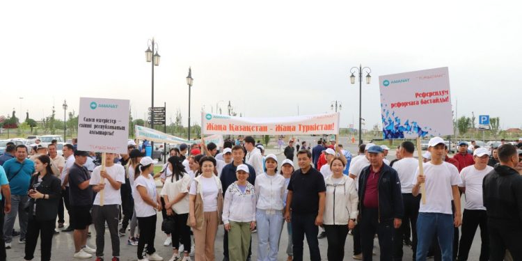 Түркістанда алғаш рет «Денсаулыққа қарай 10 000 қадам» акциясы өткізілді