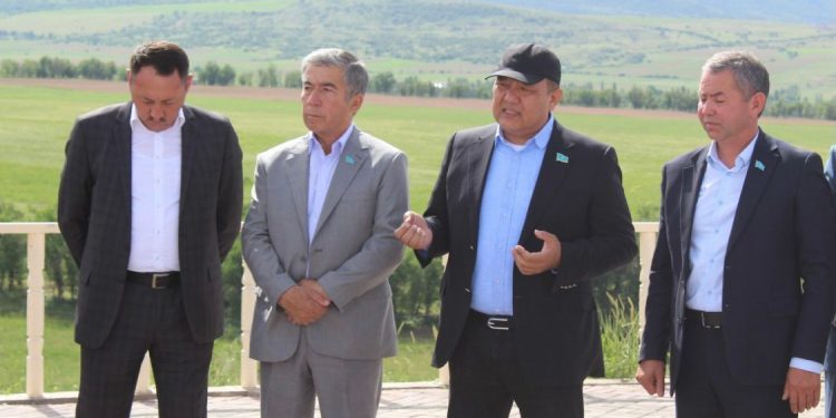 Республикалық штаб мүшесі тарихи белесте халықты бірігуге шақырды