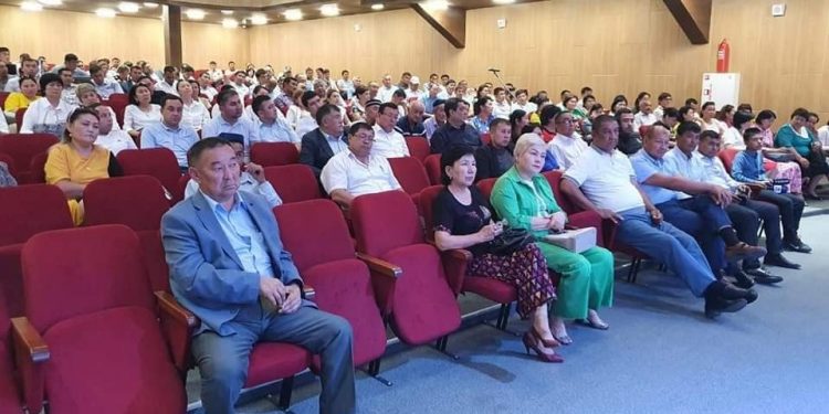 Конституциялық реформаларды қолдауға шақырды