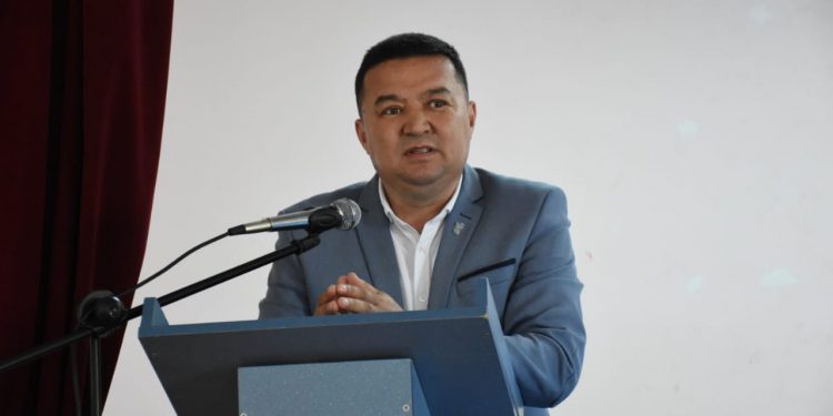 Референдум бойынша облыстық штаб мүшелері сызғандық ұстаздарға үгіт-насихат жұмыстарын жүргізді