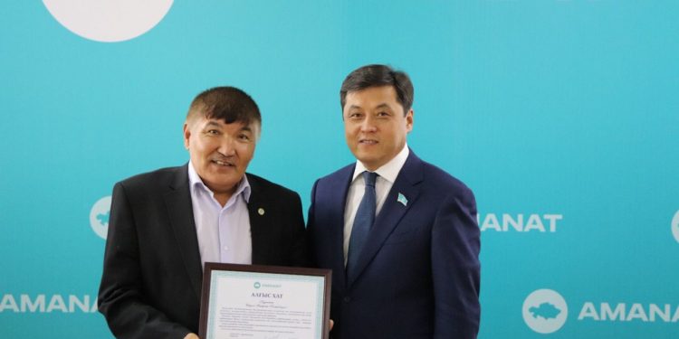 Референдумға атсалысқан белсенділер марапатталды