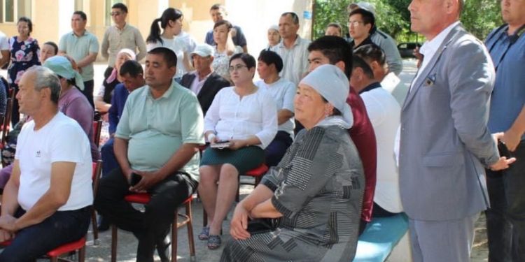 Штаб мүшелері науқан қарсаңында ел аралауды жалғастыруда