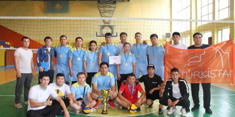 Түркістан өңірінің мемлекеттік қызметшілері тоғызқұмалақтан күміс жүлдеге қол жеткізді