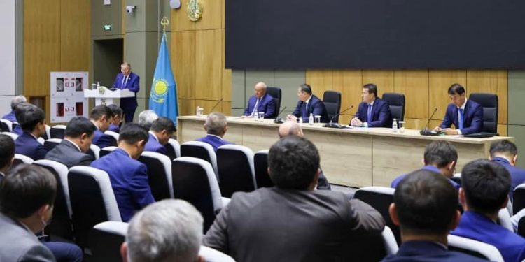 Түркістан өңірінің басшылығы экономиканы әртараптандыру бойынша жұмысты жандандыруы қажет – Ә.Смайылов