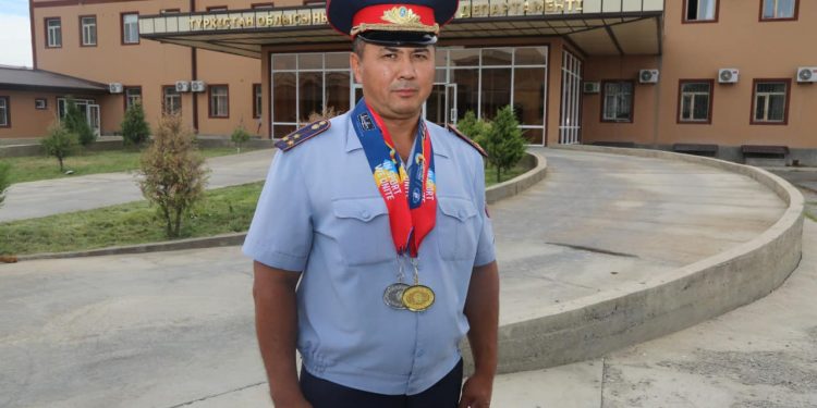 Түркістан облысының полицейі әлемді мойындатты