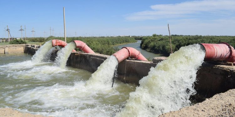 Отырарда шаруалардың ағын су мәселесі шешімін тауып келеді