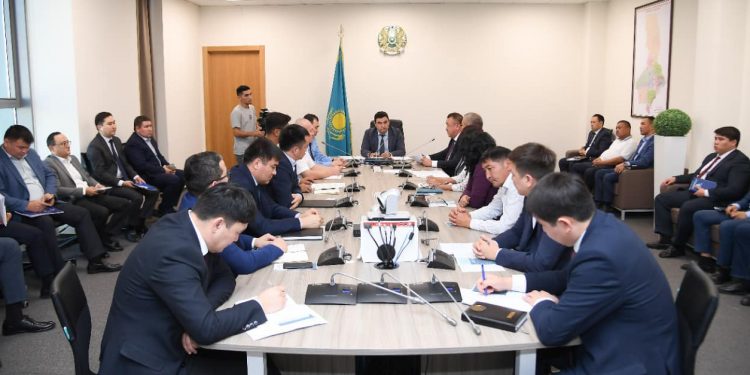 Түркістанда құқық қорғау органдары мен бизнес өкілдері кездесті