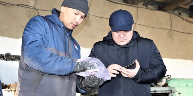 Кентауда шағын цех ашқан шеберлер кәсібін дөңгелетіп отыр