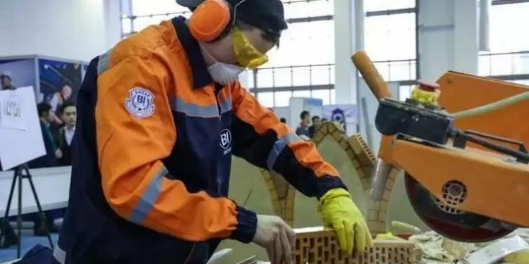 Үкімет 2027 жылға дейін ауылдарда 40 мың жаңа жұмыс орнын құрмақшы