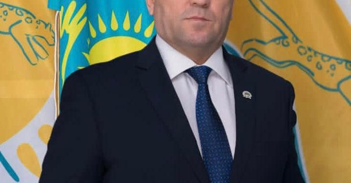 Ұлт болып ұйысып, жұдырықтай жұмылайық!