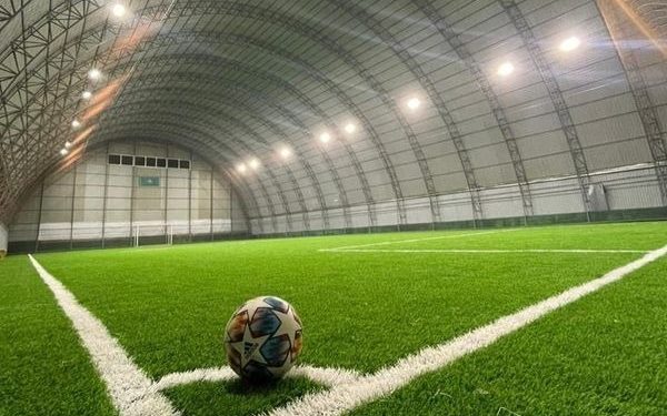 Қазығұртта заманауи жабық футбол алаңы ашылды