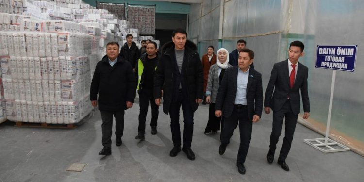 Дархан Сатыбалды: «Облыста өндіріс орындарын ашуға басымдық беріледі»