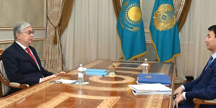 Мемлекет басшысы Түркістан облысының әкімі Дархан Сатыбалдыны қабылдады