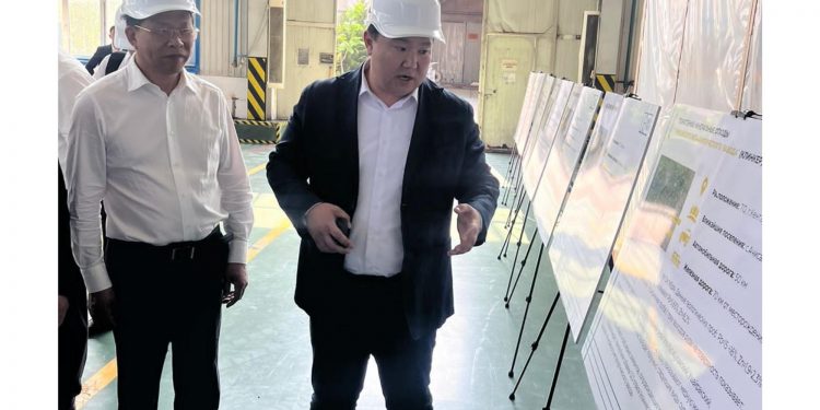 Қытай делегациясы Кентау трансформатор зауытының жұмысымен танысты