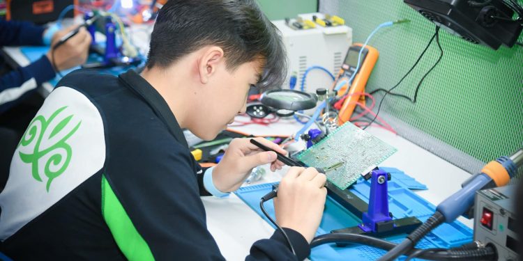 IT технологиялар мен робототехниканы дамыту бойынша чемпионат өткізілді