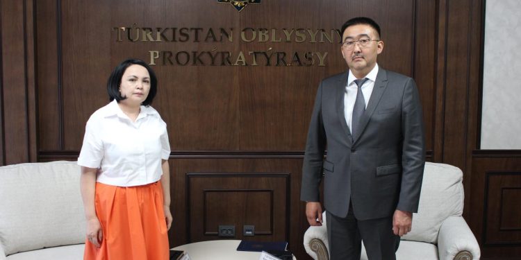 Облыс прокуроры Адам құқықтары жөніндегі уәкілдің облыстағы өкілімен кездесті
