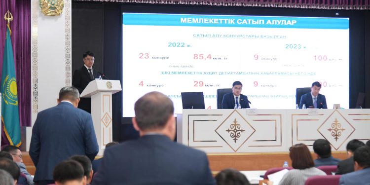 Дархан Сатыбалды Жетісайдағы өзекті мәселелерді шешуге уақыт берді