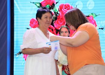 Кентауда медицина саласының қызметкерлері марапатталды