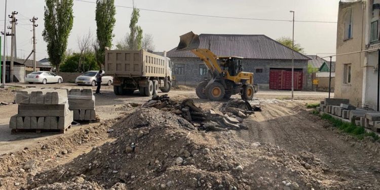 Түркістанда абаттандыру жұмыстары жалғасып жатыр