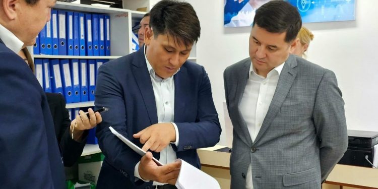 Келесі жылдан бастап емханаларға талап күшейтілмек