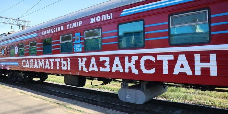 «Саламатты Қазақстан» медициналық пойызы Түркістан облысын аралайды