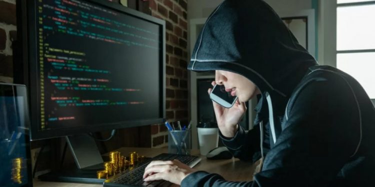 Студенттерге алаяқтарға алданбаудың жолдары айтылды