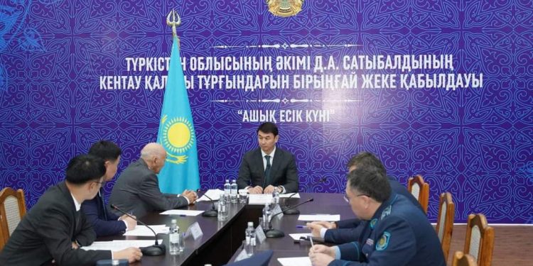 Түркістан облысының әкімі Кентауға барып, тұрғындардың өтініштерін тыңдады