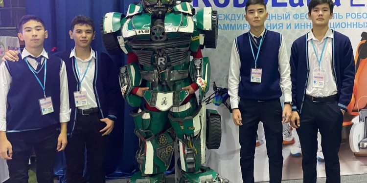 Жансеріктің жаңалығы көпті қуантты