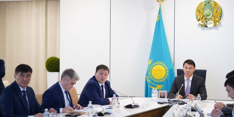 Тұрғын үй-коммуналдық шаруашылығы саласын жандандыру жолдары қаралды