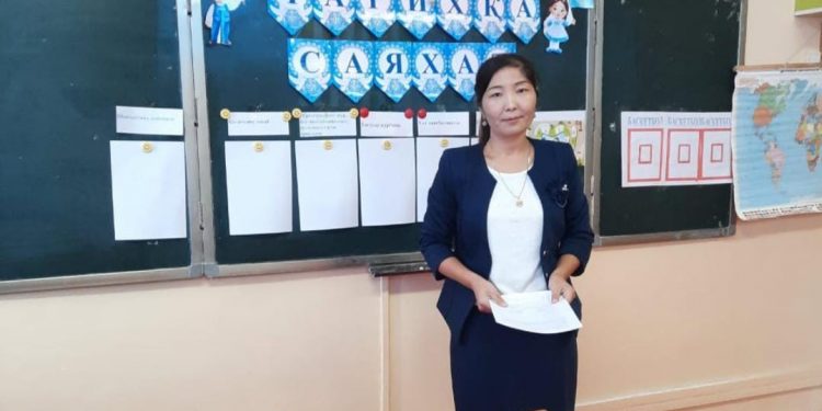 Біздің мектепте мақтаулы ұстаздар көп