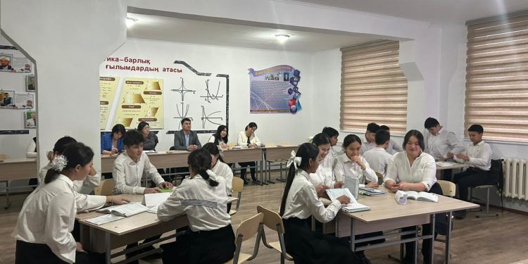 Заман талабына сай білім берудің әдістері айтылды