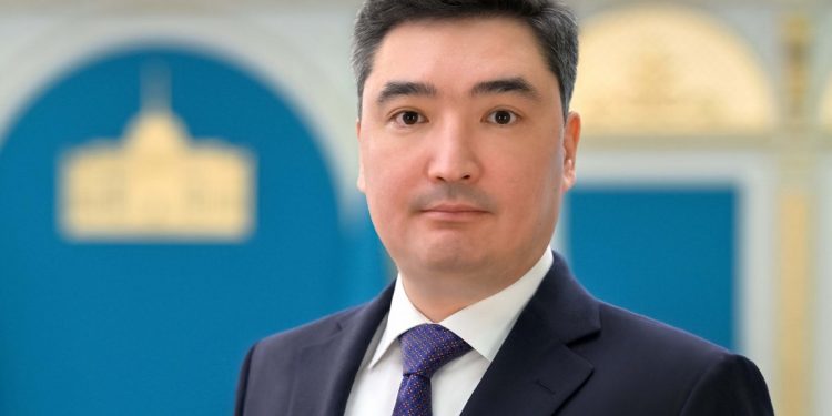 Олжас Бектенов Премьер-Министр болып тағайындалды