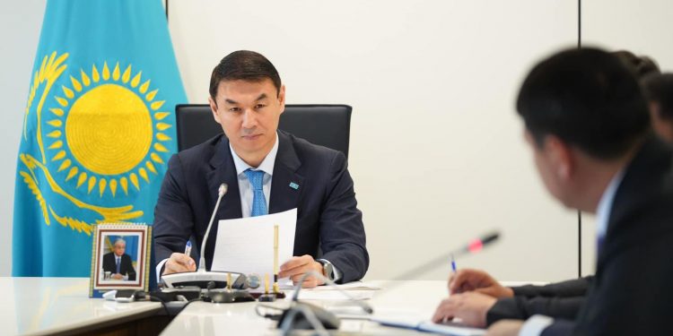 Түркістан облысында 201 мың көшет отырғызылып, 317 мың ағаш әктелді