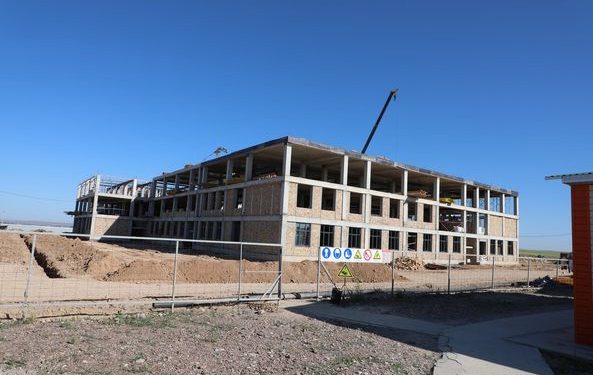 Сарыағаш ауданында «Жайлы мектеп»  құрылысы қарқынды түрде жүріп жатыр