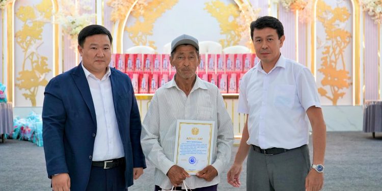 Кентауда еңбек адамдарына құрмет көрсетілді