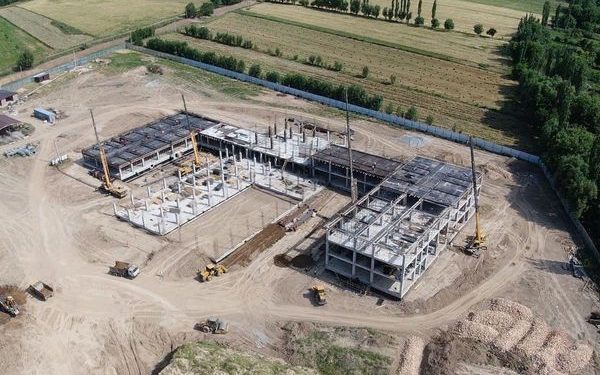 Төлебиде  «Жайлы мектептің» құрылысы қарқынды