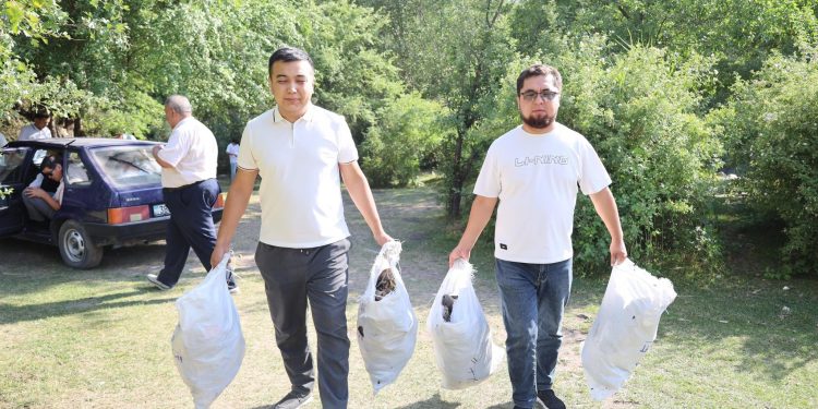 «Таза Қазақстан»: Төлеби ауданында табиғатқа жауапсыздық жасағандарға айыппұл салынады