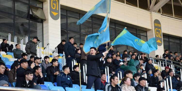 Түркістандағы стадионда 7 мың адам референдумға қолдау көрсетті