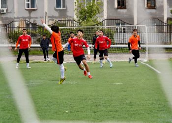 Кентауда кіші футболдан республикалық турнир өтті