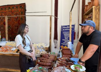Жолдау жүктеген міндет: Кентаулық кәсіпкер шұжық өнімдерін шығаруда