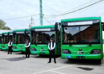 Президент тапсырмасы: Түркістанда 10 жаңа автобус ел игілігіне берілді