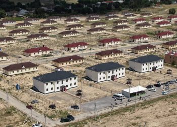 Астана күні қарсаңында Созақта 25 отбасы баспаналы болды