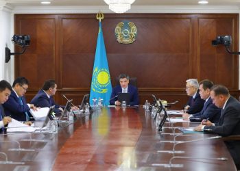 Олжас Бектенов жылыту маусымына дайындық барысы жөнінде кеңес өткізді