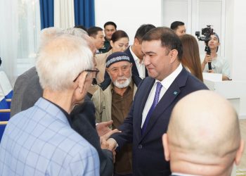Нұралхан Көшеров Созақ ауданының тұрғындарымен кездесіп, ұсыныстары мен пікірлерін тыңдады