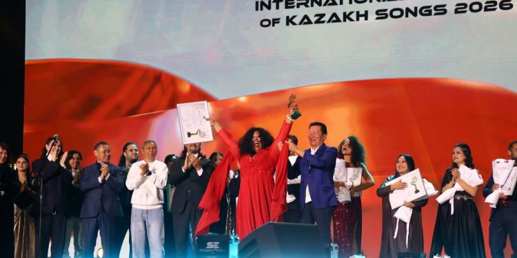 Қазақша ән шырқаған Куба әншісі «Voice of Turan – 2026» жеңімпазы атанды
